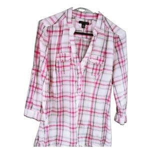 M4)  Tommy Hilfiger Pink Plaid Button-Down Top Women’s Medium Back Waist Tie